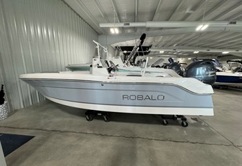 2026 Robalo R160 Alloy Gray/White Boat